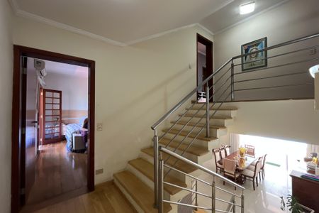 Casa à venda com 420m², 4 quartos e 5 vagasHall