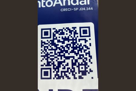 Casa à venda com 420m², 4 quartos e 5 vagasAdesivo