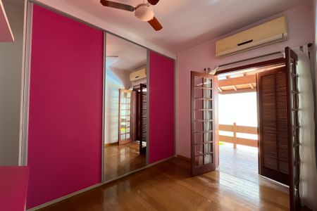 Casa à venda com 420m², 4 quartos e 5 vagasSuíte 4