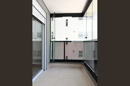 Apartamento para alugar com 206m², 4 quartos e 4 vagas Apartamento para alugar com 206m², 4 quartos e 4 vagasVaranda Suíte 2