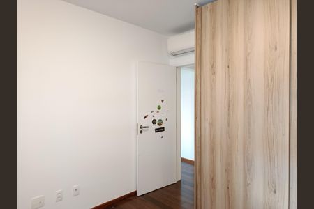 Apartamento para alugar com 206m², 4 quartos e 4 vagas Apartamento para alugar com 206m², 4 quartos e 4 vagasQuarto 2