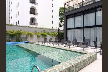 Apartamento para alugar com 206m², 4 quartos e 4 vagas Apartamento para alugar com 206m², 4 quartos e 4 vagasPiscina