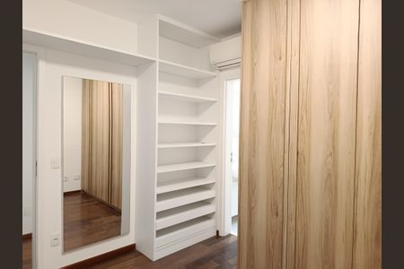 Apartamento para alugar com 206m², 4 quartos e 4 vagas Apartamento para alugar com 206m², 4 quartos e 4 vagasSuíte 1