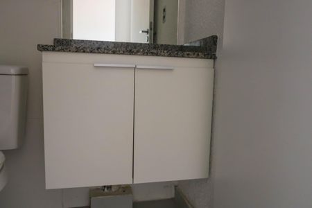 Apartamento à venda com 43m², 2 quartos e 1 vaga Apartamento à venda com 43m², 2 quartos e 1 vagaBanheiro