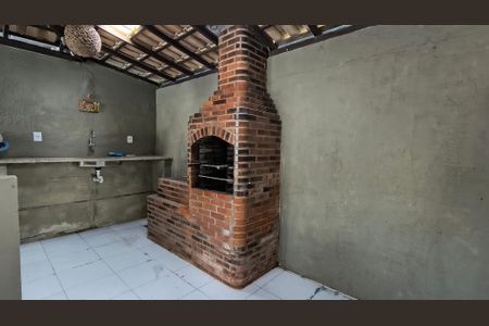 Casa de condomínio para alugar com 360m², 4 quartos e 3 vagas Casa de condomínio para alugar com 360m², 4 quartos e 3 vagasQuintal