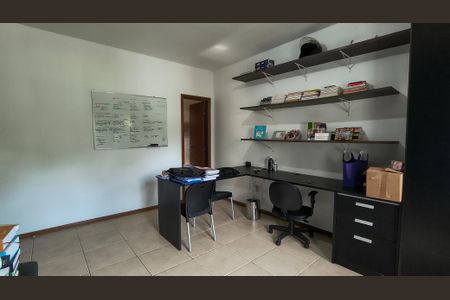 Casa de condomínio para alugar com 360m², 4 quartos e 3 vagas Casa de condomínio para alugar com 360m², 4 quartos e 3 vagasSuíte 1