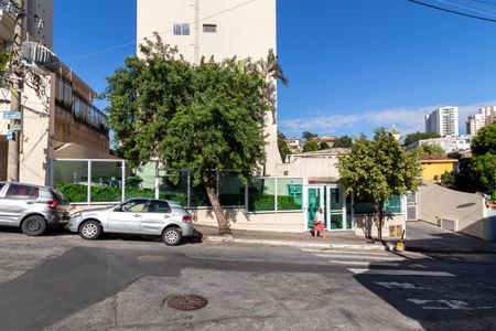 Apartamento para alugar com 63m², 2 quartos e sem vagaFachada do Prédio