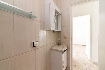 Apartamento para alugar com 63m², 2 quartos e sem vagaBanheiro