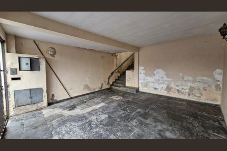 Garagem de casa à venda com 3 quartos, 153m² em Jaguaré, São Paulo