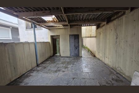 Casa à venda com 153m², 3 quartos e 2 vagasQuintal dos fundos