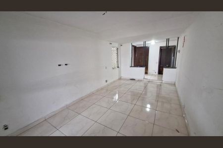 Casa à venda com 153m², 3 quartos e 2 vagasSala 