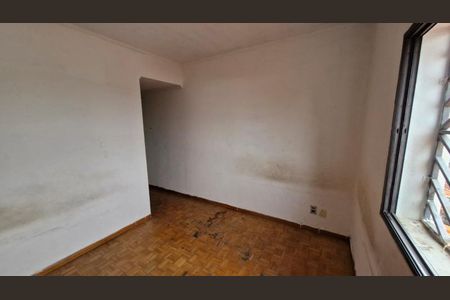 Casa à venda com 153m², 3 quartos e 2 vagasQuarto da frente