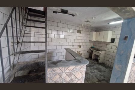 Casa à venda com 153m², 3 quartos e 2 vagasÁrea de serviço