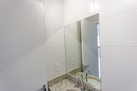 Apartamento para alugar com 56m², 2 quartos e 1 vagaEspelho