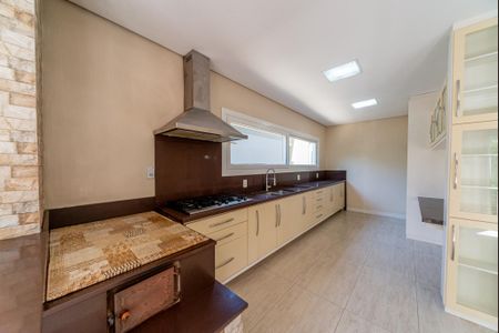 Casa de condomínio para alugar com 275m², 4 quartos e 2 vagasCozinha