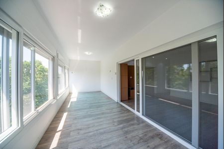 Casa de condomínio para alugar com 275m², 4 quartos e 2 vagasSuíte 4