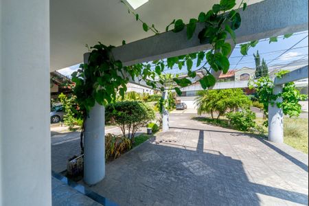 Casa de condomínio para alugar com 275m², 4 quartos e 2 vagasVista do Suíte 1