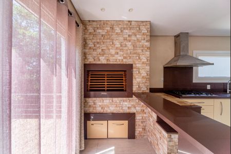 Casa de condomínio para alugar com 275m², 4 quartos e 2 vagasChurrasqueira