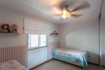 Casa à venda com 140m², 3 quartos e 3 vagas Casa à venda com 140m², 3 quartos e 3 vagasQuarto 1