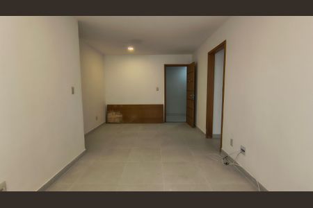 Sala de apartamento para alugar com 3 quartos, 74m² em Recreio dos Bandeirantes, Rio de Janeiro