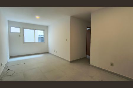 Sala de apartamento para alugar com 3 quartos, 74m² em Recreio dos Bandeirantes, Rio de Janeiro