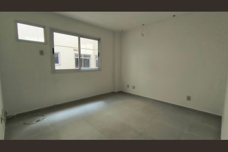 Apartamento à venda com 74m², 3 quartos e 1 vagaSuíte 