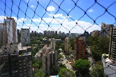 Apartamento à venda com 280m², 4 quartos e 4 vagas Apartamento à venda com 280m², 4 quartos e 4 vagasvista