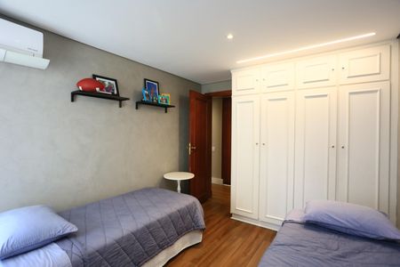 Apartamento à venda com 280m², 4 quartos e 4 vagas Apartamento à venda com 280m², 4 quartos e 4 vagassuíte 3