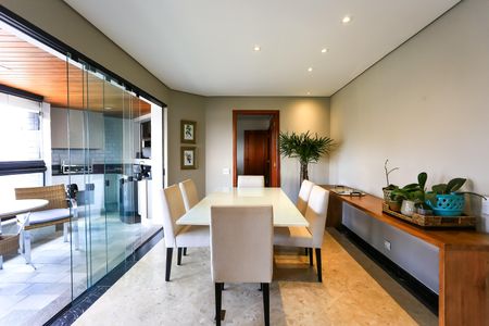 Apartamento à venda com 280m², 4 quartos e 4 vagas Apartamento à venda com 280m², 4 quartos e 4 vagassala 2