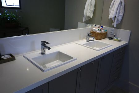 Apartamento à venda com 280m², 4 quartos e 4 vagas Apartamento à venda com 280m², 4 quartos e 4 vagasBanheiro da Suíte 1