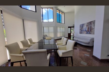 Apartamento à venda com 280m², 4 quartos e 4 vagas Apartamento à venda com 280m², 4 quartos e 4 vagasÁrea comum - Salão de festas