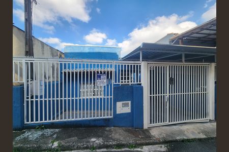 Fachada de casa à venda com 2 quartos, 80m² em Vila Gustavo, São Paulo