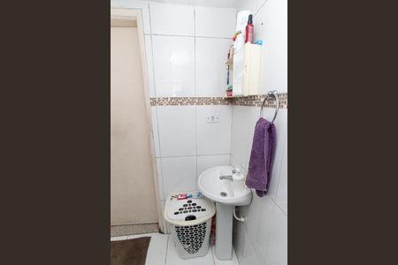 Banheiro de casa à venda com 2 quartos, 80m² em Vila Gustavo, São Paulo