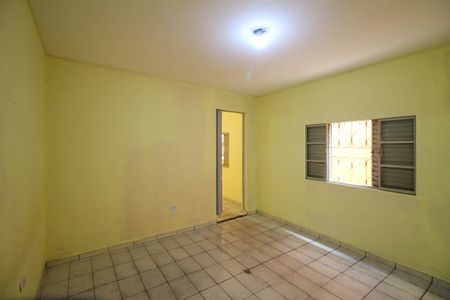 Casa para alugar com 120m², 2 quartos e sem vagaSala