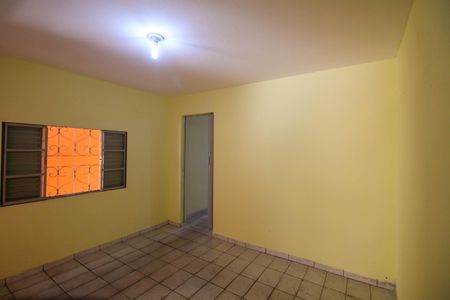 Casa para alugar com 120m², 2 quartos e sem vagaQuarto