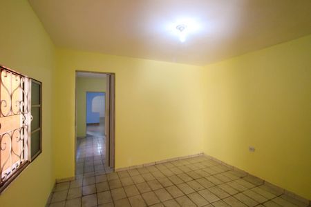 Quarto de casa para alugar com 2 quartos, 120m² em Vila Sapopemba, São Paulo