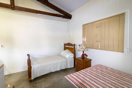 Casa à venda com 250m², 1 quarto e 4 vagas