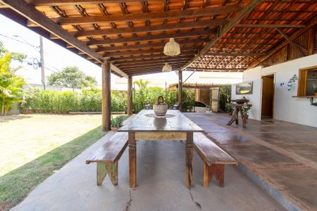 Casa à venda com 250m², 1 quarto e 4 vagas