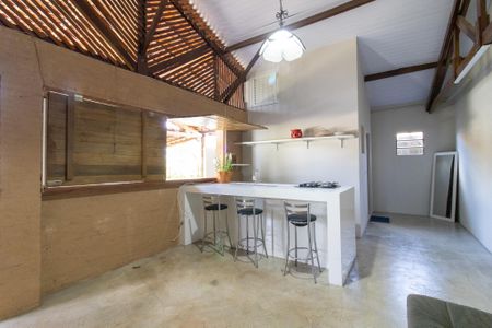 Casa à venda com 250m², 1 quarto e 4 vagas