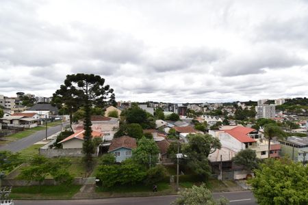 Vista do Quarto de apartamento para alugar com 3 quartos, 70m² em Tingui, Curitiba