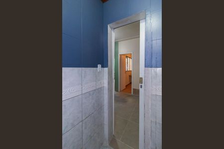 Banheiro de apartamento para alugar com 1 quarto, 32m² em Cidade Baixa, Porto Alegre