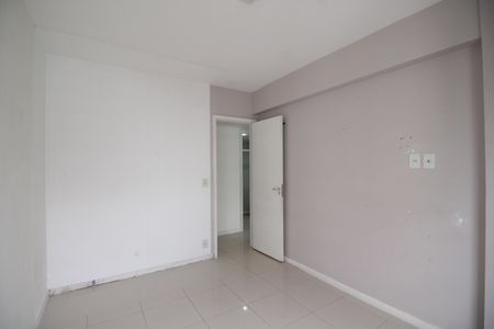 Apartamento à venda com 111m², 3 quartos e 2 vagasQuarto 2