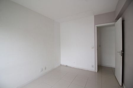 Apartamento à venda com 111m², 3 quartos e 2 vagasQuarto 2