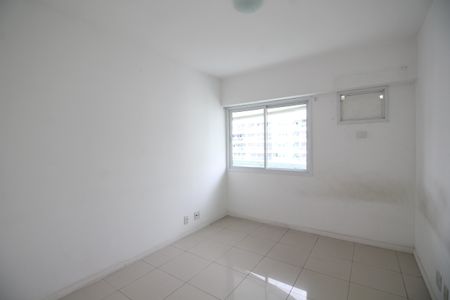 Apartamento à venda com 111m², 3 quartos e 2 vagasQuarto 1