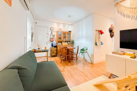 Apartamento à venda com 67m², 2 quartos e 1 vagaSala