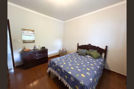 Casa à venda com 169m², 3 quartos e 3 vagas