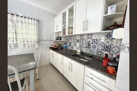 Casa à venda com 169m², 3 quartos e 3 vagas