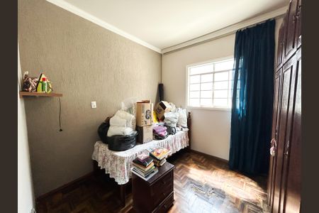 Casa à venda com 169m², 3 quartos e 3 vagas