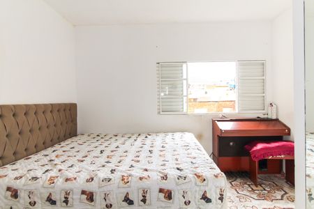 Casa para alugar com 150m², 3 quartos e 1 vaga Casa para alugar com 150m², 3 quartos e 1 vagaSuíte