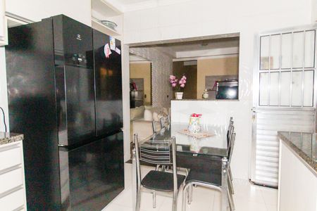 Casa para alugar com 150m², 3 quartos e 1 vaga Casa para alugar com 150m², 3 quartos e 1 vagaCozinha